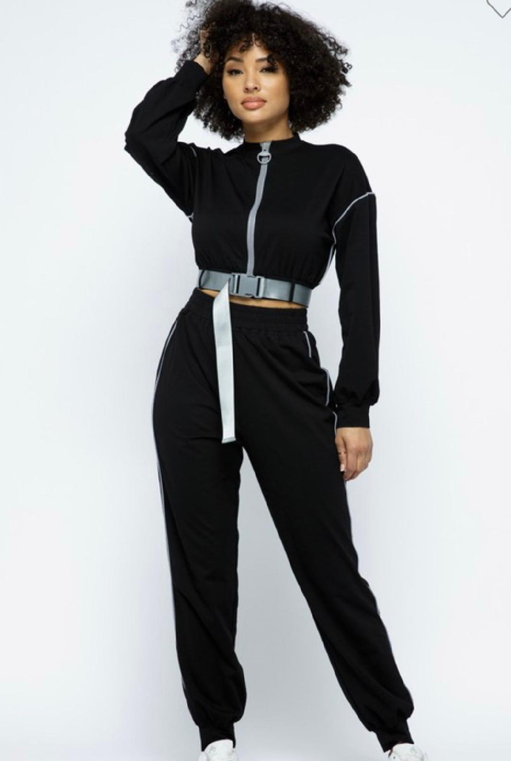 SPORTY LONG SLEEVE TOP W/BUCKLE AND ZIPPER DETAILS W MATCHING HIGH WAIST JOGGER PANTS